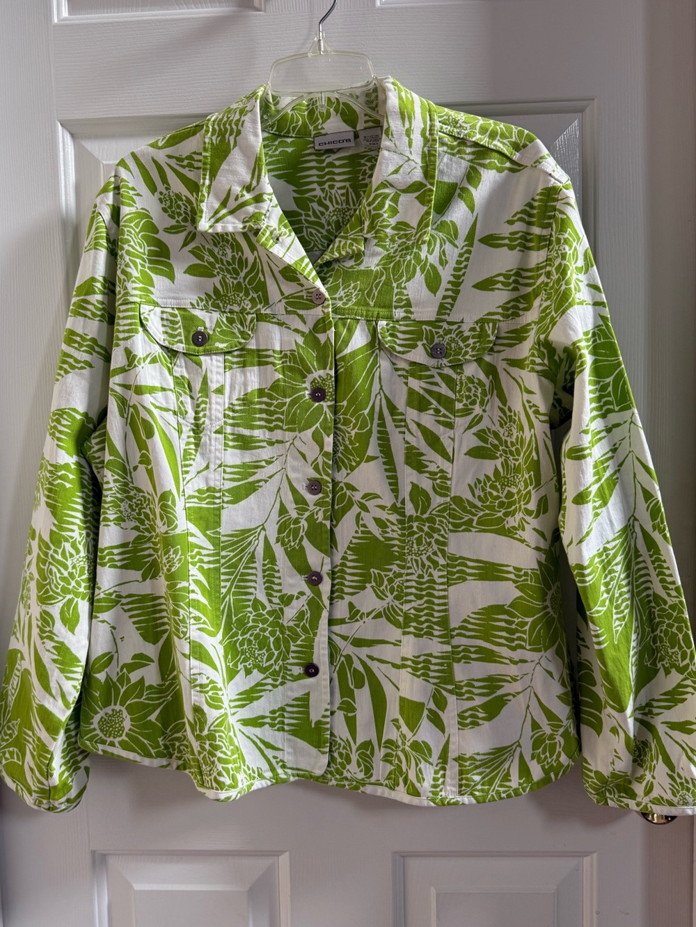 Chico’s Lime Green & White Tropical Print Button-Up Jacket